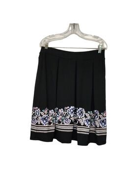 East 1946 A-line Pleated Floral Accent Skirt Size Medium